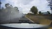Un conducteur joue les magiciens en pleine route : disparition dans un nuage de fumée