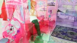 Mermaid Barbie Rapunzel Ariel Princess Room Breakfast Morning Routine ; Princesa Sereia Boneca | Karla D.