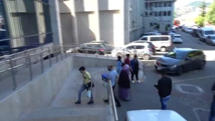Uyuşturucudan yakalanan zanlılar; "Adalet istiyoruz, güzel süsleyin" dedi