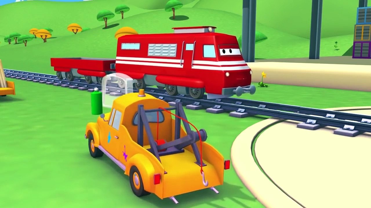 Steve is Sponge Bob  - Tom's Paint Shop in Car City  l Cartoons for Kids