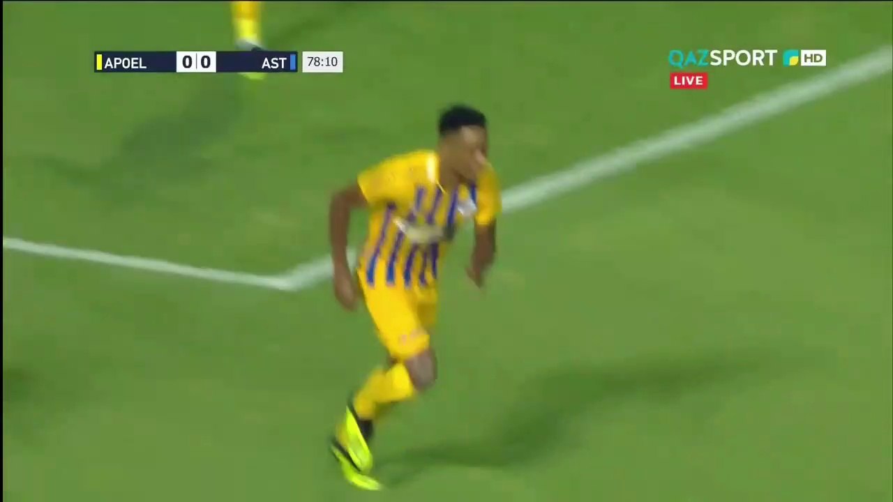 Caju * Left Back * Santos (BRA)