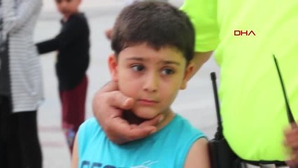DENİZLİ Kaybolan İranlı çocuk polise sığındı
