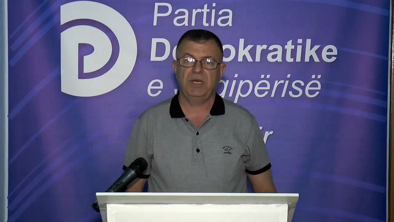 “Lëre të vdesë aty”/ Ish-deputeti i PD: Policia goditi djalin që…