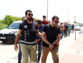 FETÖ'den gözaltına alınan 20 kişi adliyeye sevk edildi