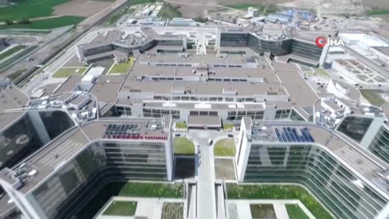 Şehir Hastanesi'nde 1 yılda 3 milyon poliklinik hastası tedavi edildi