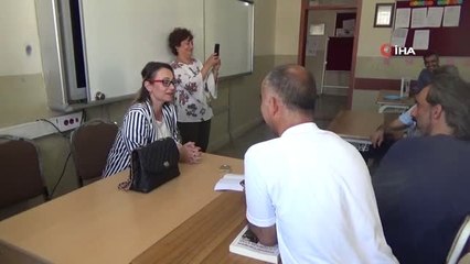 28 yıl sonra bir araya gelerek ders işlediler