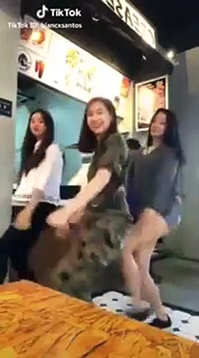 Baby Shark Twerk Remix 2018-19 Twerk Compilation