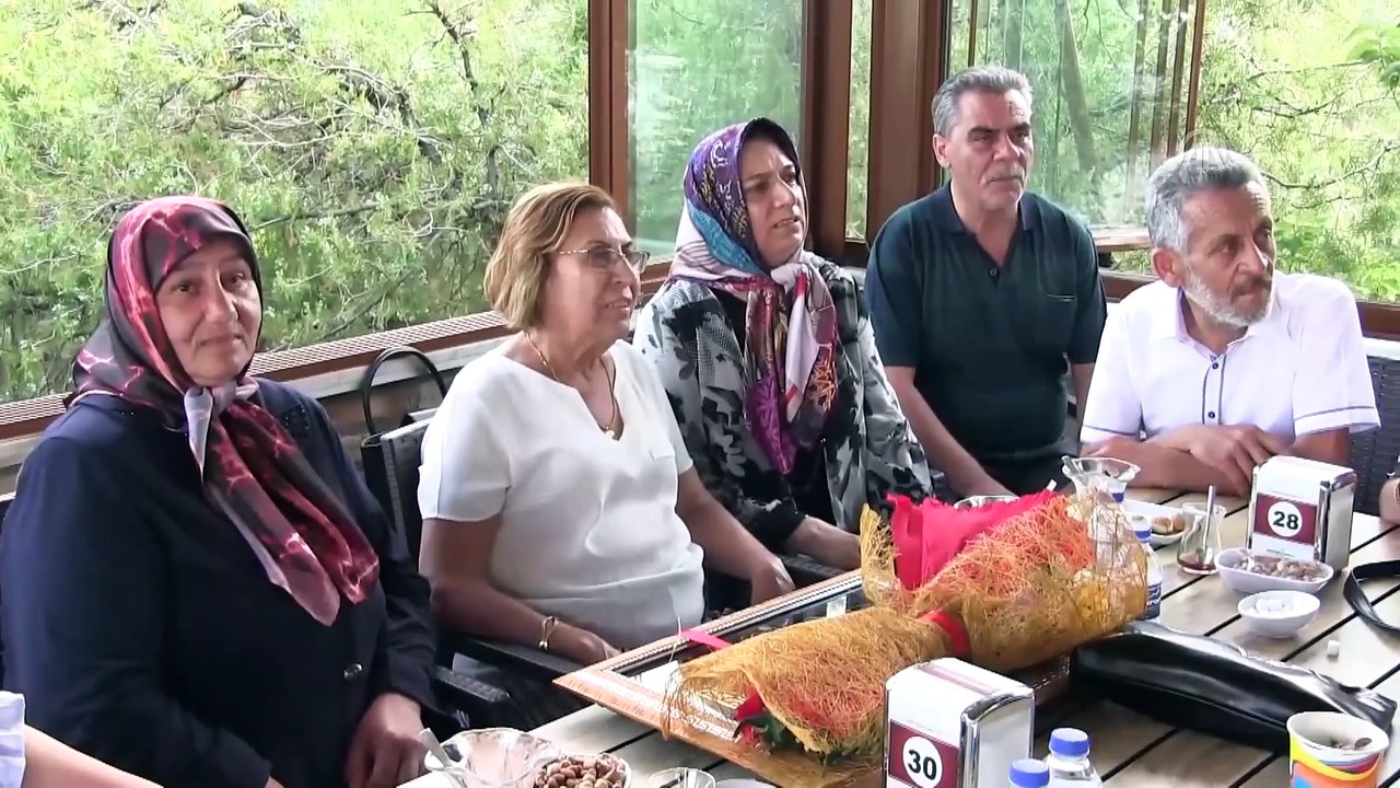 Nevin öğretmen 47 yıl sonra öğrencileriyle buluştu - KONYA