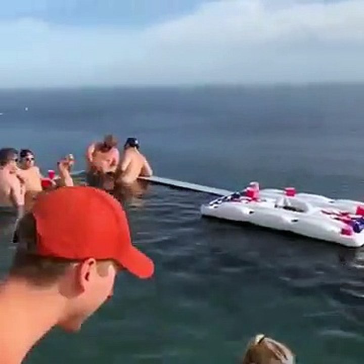 Ces mecs savent comment s'amuser