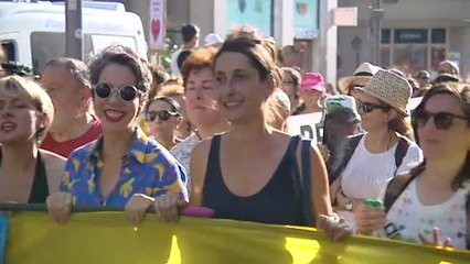Multitudinaria concentración en defensa de Madrid Central