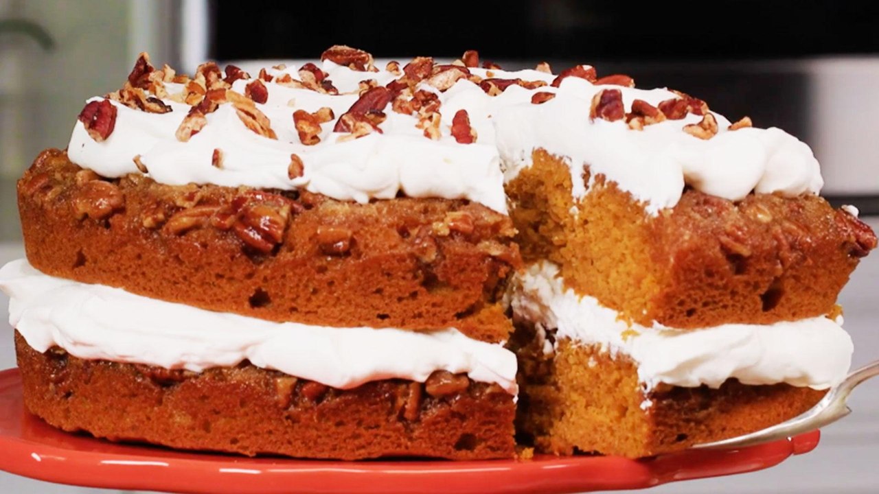 Praline-Pumpkin Torte