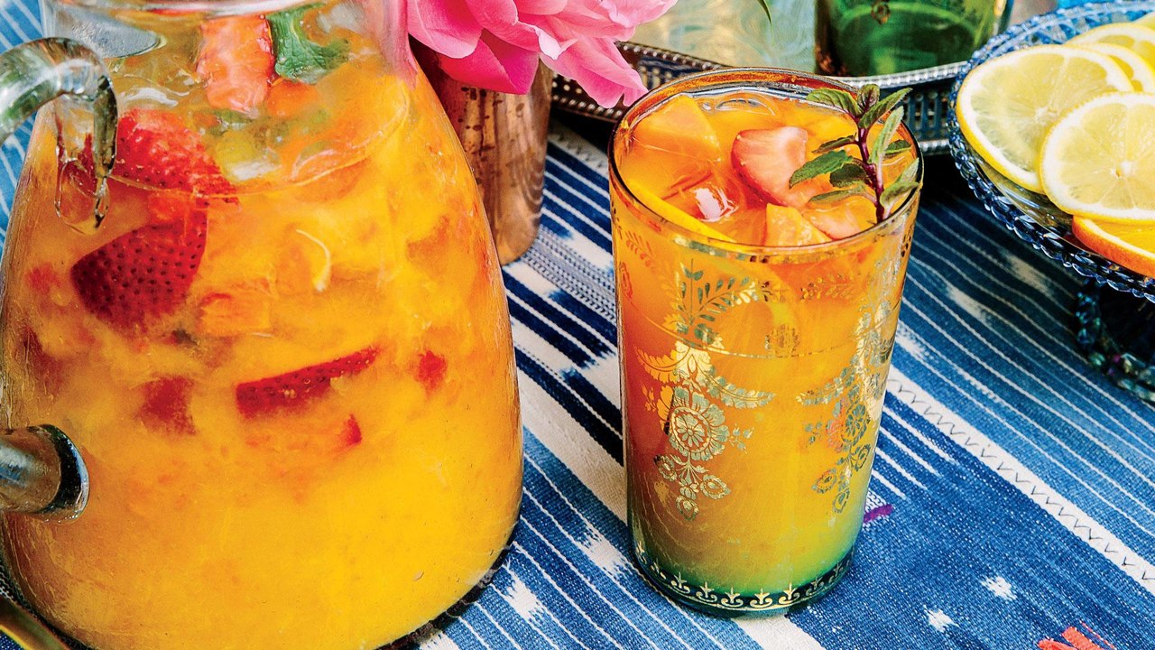 Papaya-Strawberry Cocktail