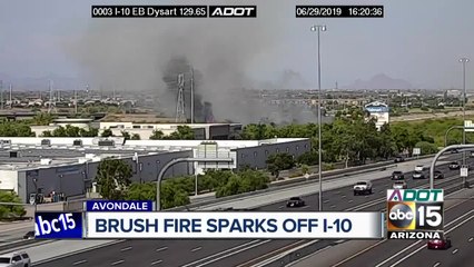 Brush fire sparks off Interstate 10