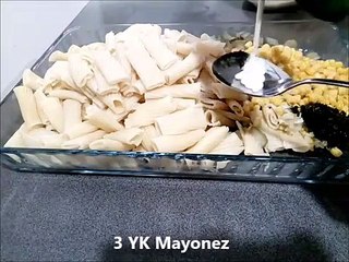 YOGURTLU MAKARNA SALATASINA DEREOTU YAKISIR