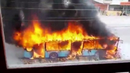 Başkentte seyir halindeki özel halk otobüsünde yangın - ANKARA