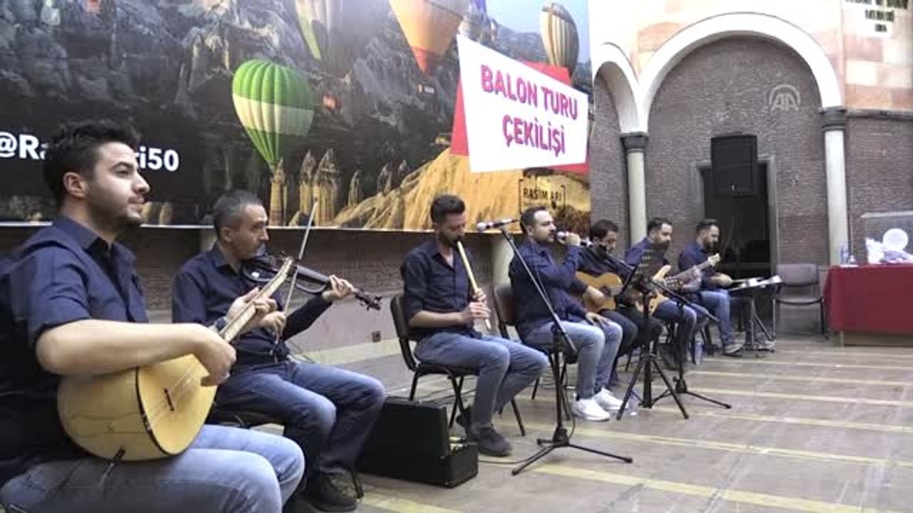 Belediye başkanından 500 takipçisine balon turu hediyesi