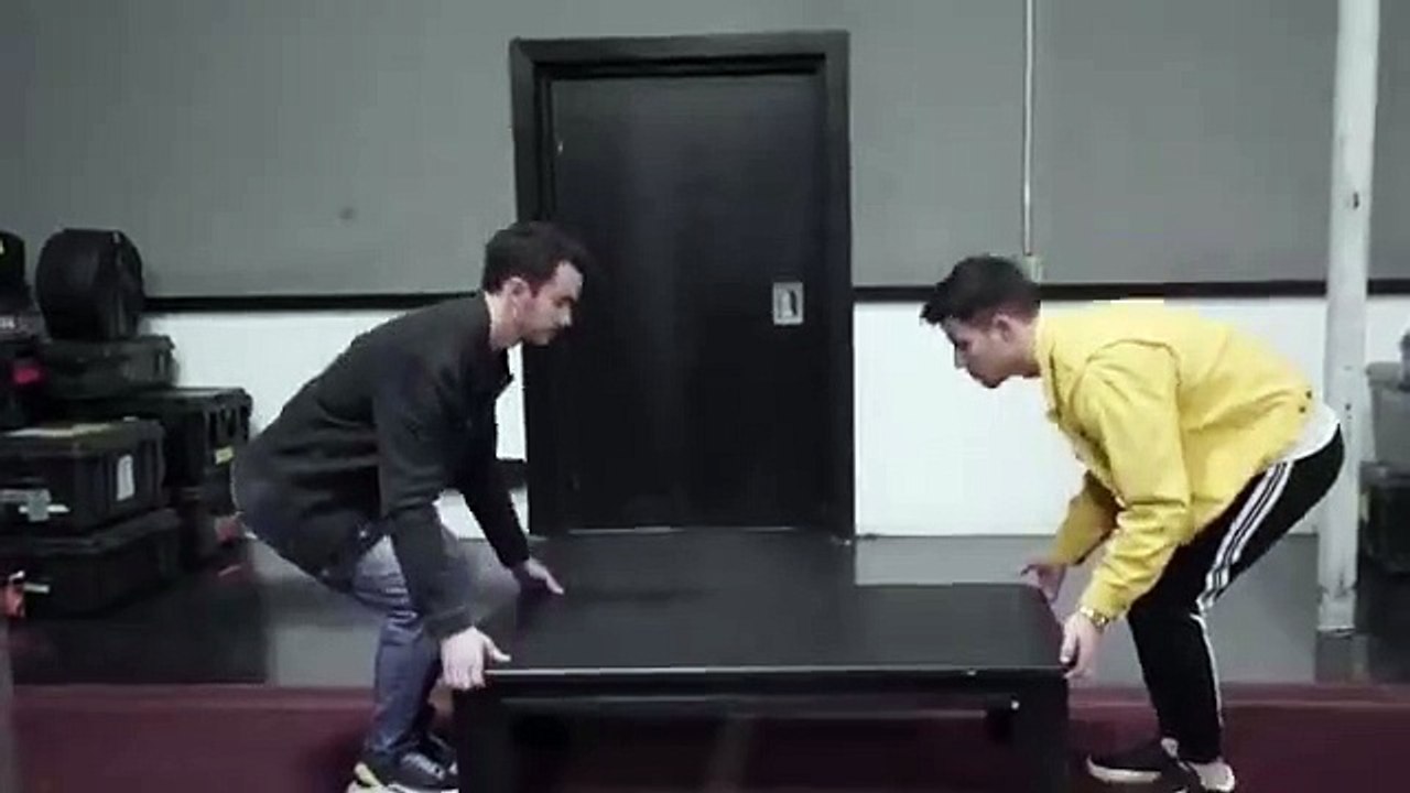 LEGENDADO - JONAS BROTHERS | The tables have turned