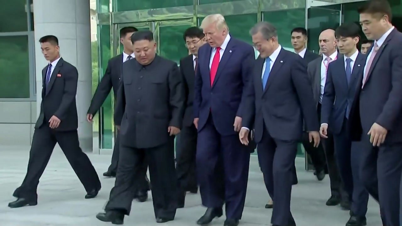 남북미 첫 역사적 회동...북미 실무협상 재개 / YTN