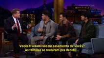 LEGENDADO - LATE LATE SHOW | Jonas Brothers falam sobre casamentos