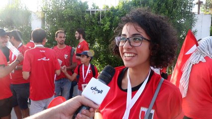 البنات بتعمل ايه عند ستاد القاهرة.. ملناش في الكورة جايين نهيص