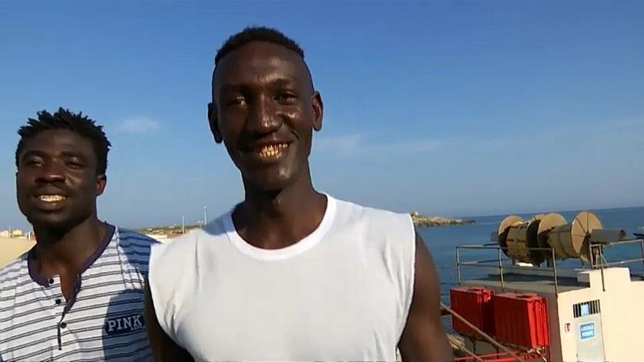 Σε κατ' οίκον περιορισμό η πλοίαρχος του Sea Wa...