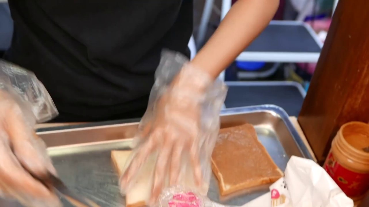 Taiwanese Street Food - BEST DESSERTS Egg Waffle, Bubble Tea Sandwich, Milk Mochi Taiwan