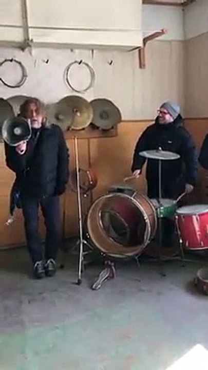 Robert PLant Silly Clip - 29 Palms