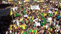 Thousands rally in Sao Paulo in support of justice minister