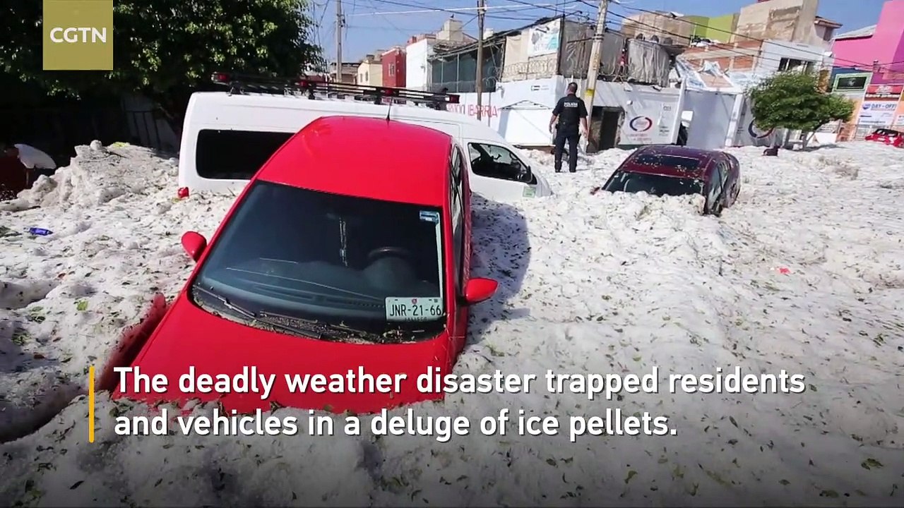 Mexique : Découvrez les images impressionnantes de Guadalajara sous 2 mètres de grêle après un terrible orage