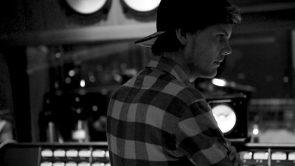 Avicii - The Story Behind Tiësto's Remix of "Tough Love"