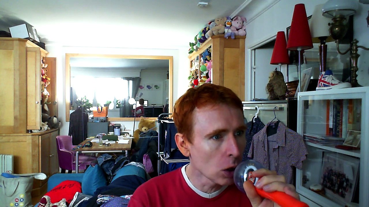 Wiwi égratigne "plus de larmes" de Lomepal