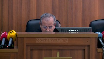 Kolegji: Dekreti i Metës i pavlefshëm. Presidenti ka marrë kompetencat e Kuvendit