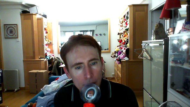 Wiwi égratigne light in you de Matt Simons