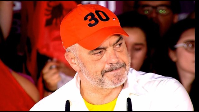 'Presidenca është kthyer në seli të shtabit të 4 aventurierëve', Rama ironizon dekretin e '13 tetori