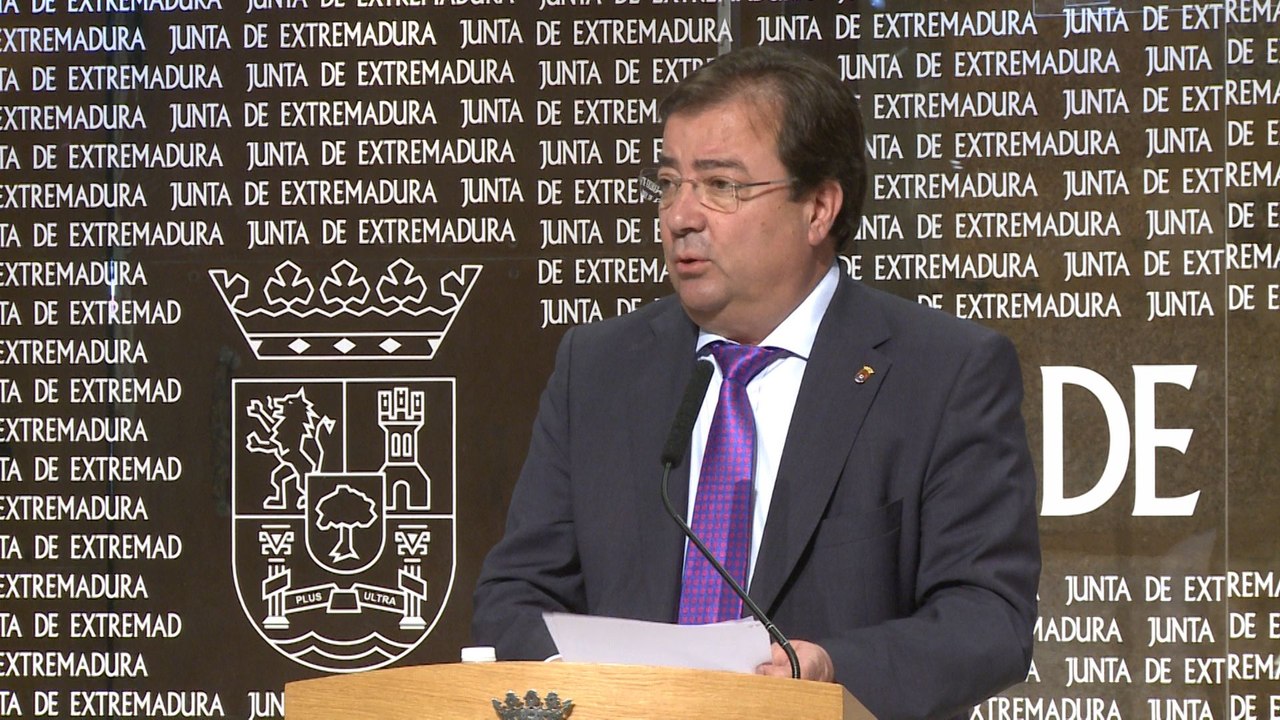 Vara forma un Gobierno de "gente normal" y con nueve consejerías