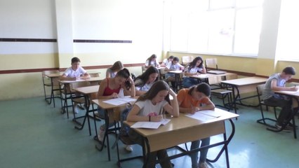Mbahet Testi i Diturisë në Gjakovë-Lajme