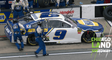 Chase Elliott loses spots on pit road due to hose issue