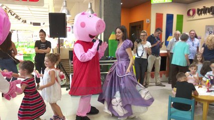 TRING hap dyqanin e ri ne Galeria ETC - News, Lajme - Vizion Plus