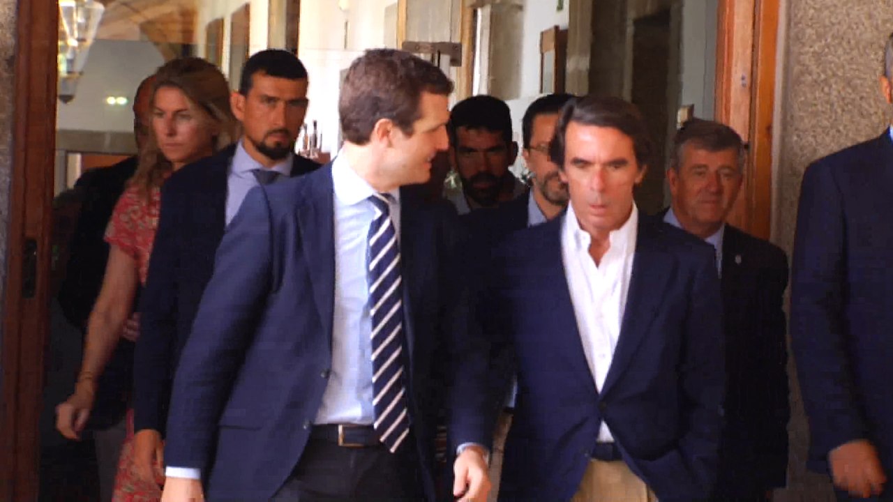 Aznar llega a los Cursos de Verano de la UCM en El Escorial