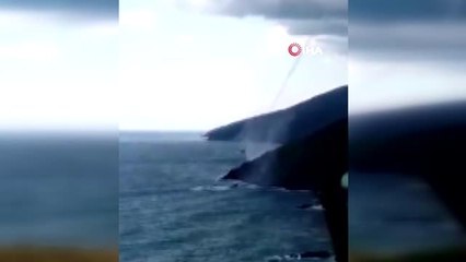 Denizde çıkan hortumu, şarkı dinleyerek izledi