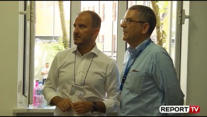 Report TV - Soreca i fokusuar në procesin e votimit: Më lini të bëj punën time