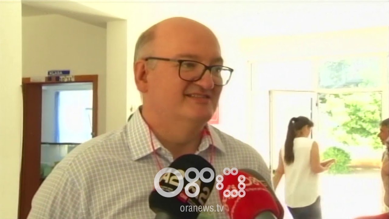 RTV Ora - Ambasadori britanik: Gjykata Kushtetuese vendos nëse këto zgjedhje janë të lira