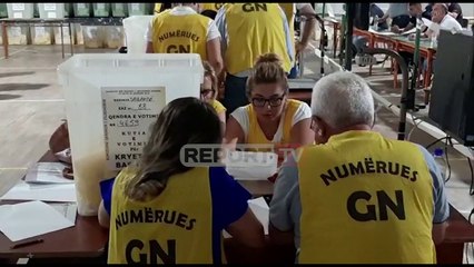 Report TV -Nis numërimi në Sarandë, del rezultati i tre kutive të para