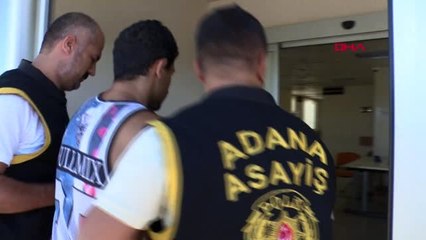 ADANA Kavga ettiği babasını bıçaklayarak öldürdü