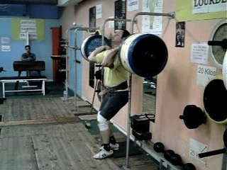 170 kg squatt clavicule