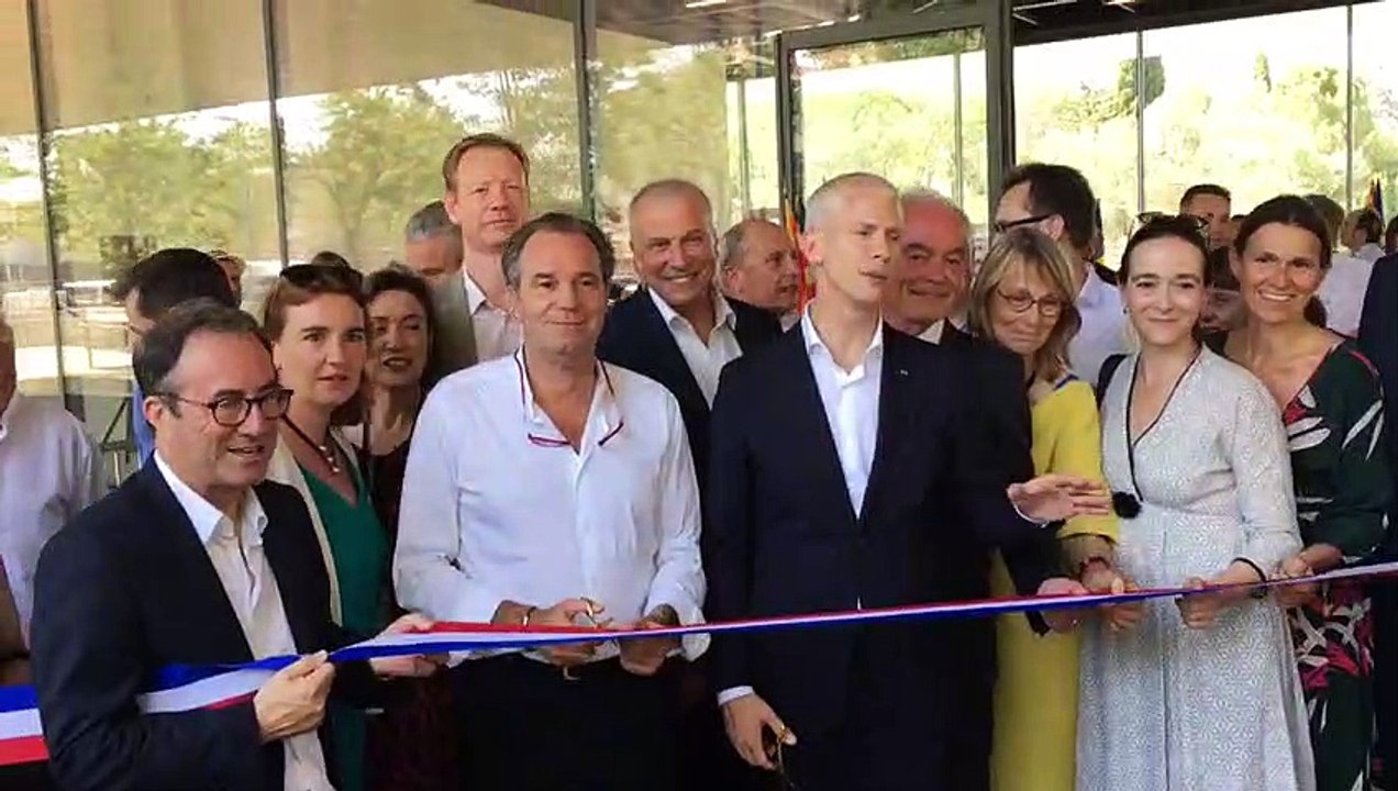 Arles : les nouveaux locaux de l'école de la photo inaugurée