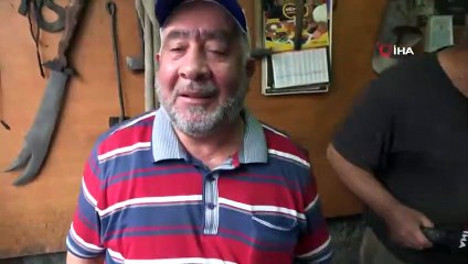 900 Derecede Kızdırılan Demiri Yalayıp Ardından Türkü Söyledi