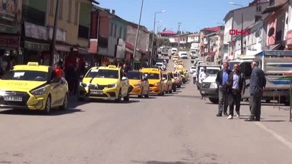 BİNGÖL Karlıova'da taksicilerden 'korsan' tepkisi