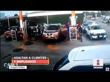 Asaltan a automovilista y empleados de gasolinera en Puebla | Noticias con Ciro Gómez Leyva