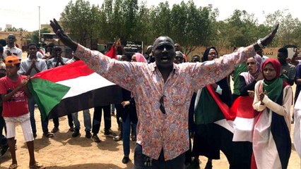 Sudan protests: Death toll rises after crackdown